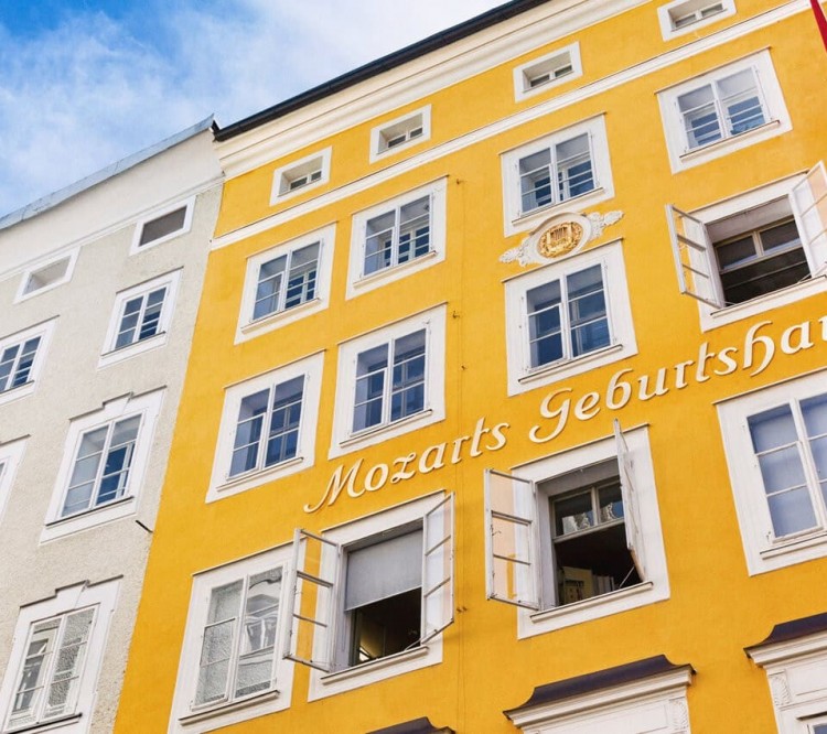 Mozarts Geburtshaus in der Getreidegasse in Salzburg
